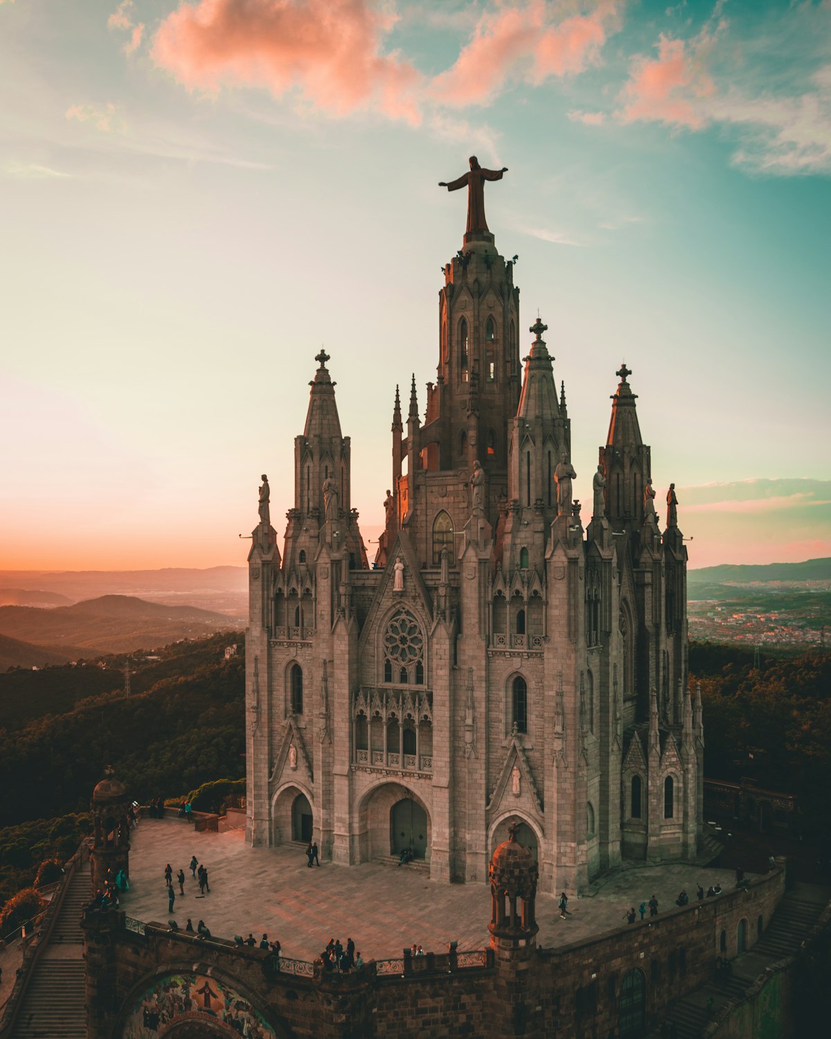 Sagrada Familia architecture — where historic design inspires modern creativity